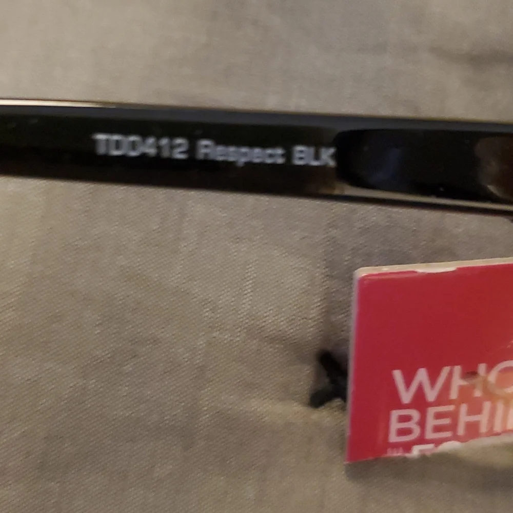 Foster Grant Sunnies - Picture 3 of 6